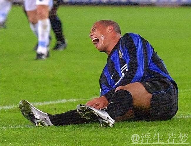 国米错失登顶良机，佩德罗双响救主，2-2战平拉齐奥，铁卫从功臣到罪人