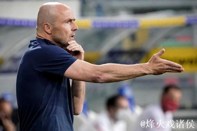 霍芬海姆俱乐部宣布与主教练许路德结束合作